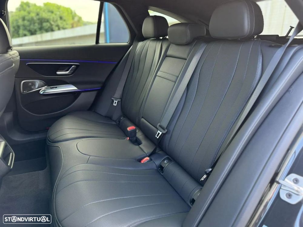 Mercedes-Benz E 300 de 4Matic All-Terrain - 21