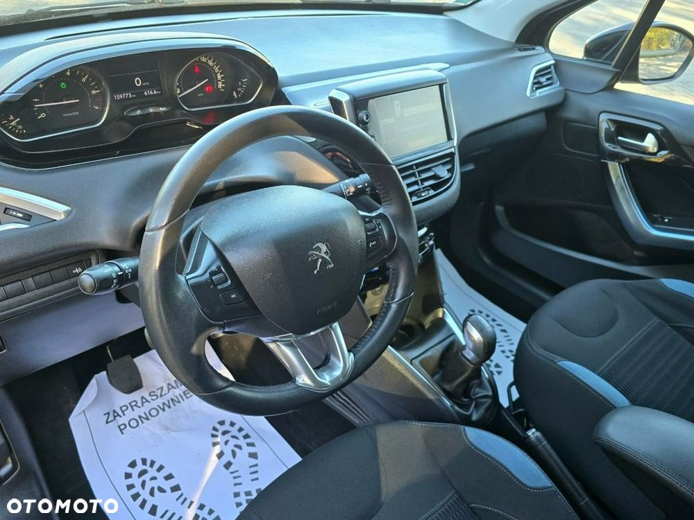 Peugeot 208 2013