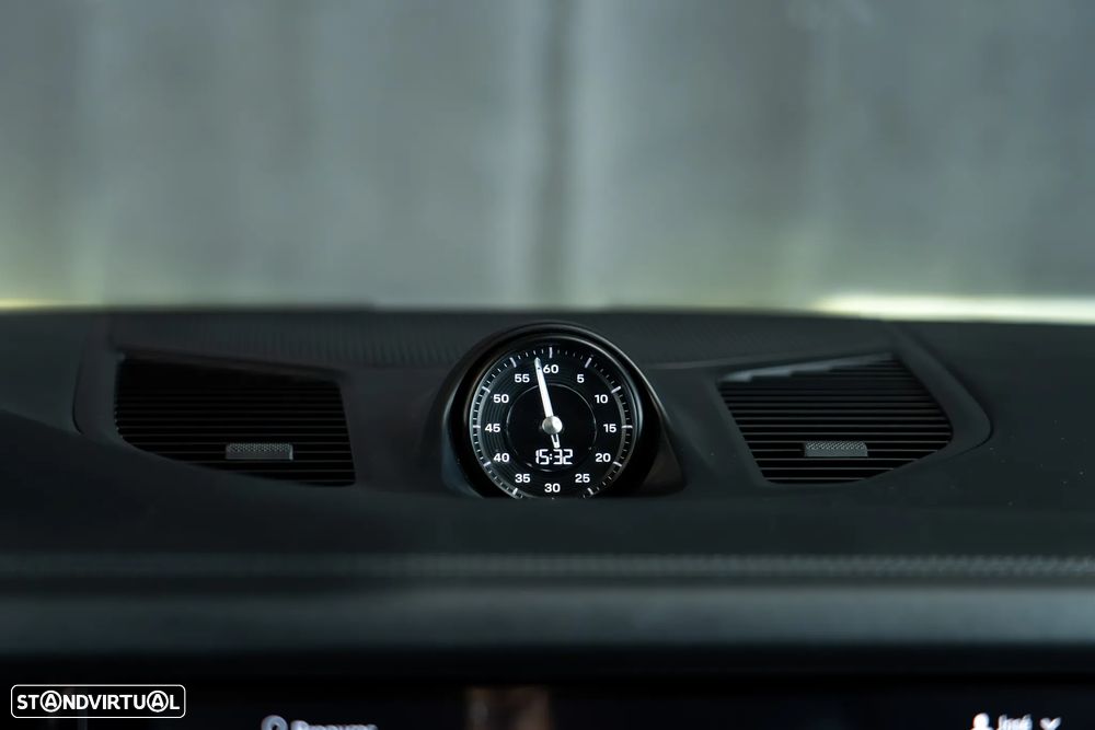Porsche Cayenne Coupé E-Hybrid - 17