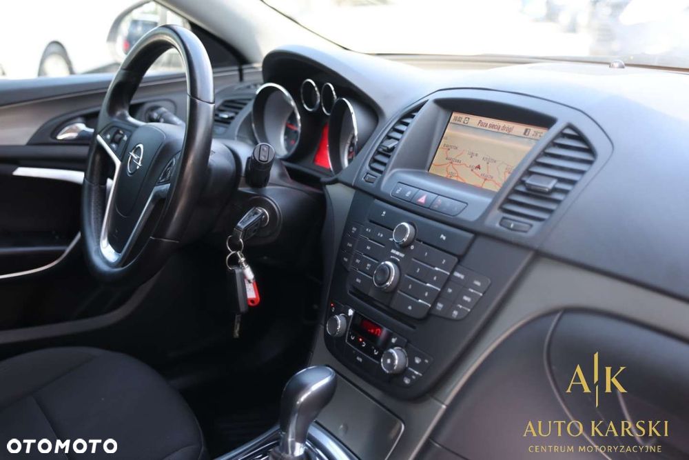 Opel Insignia - 40