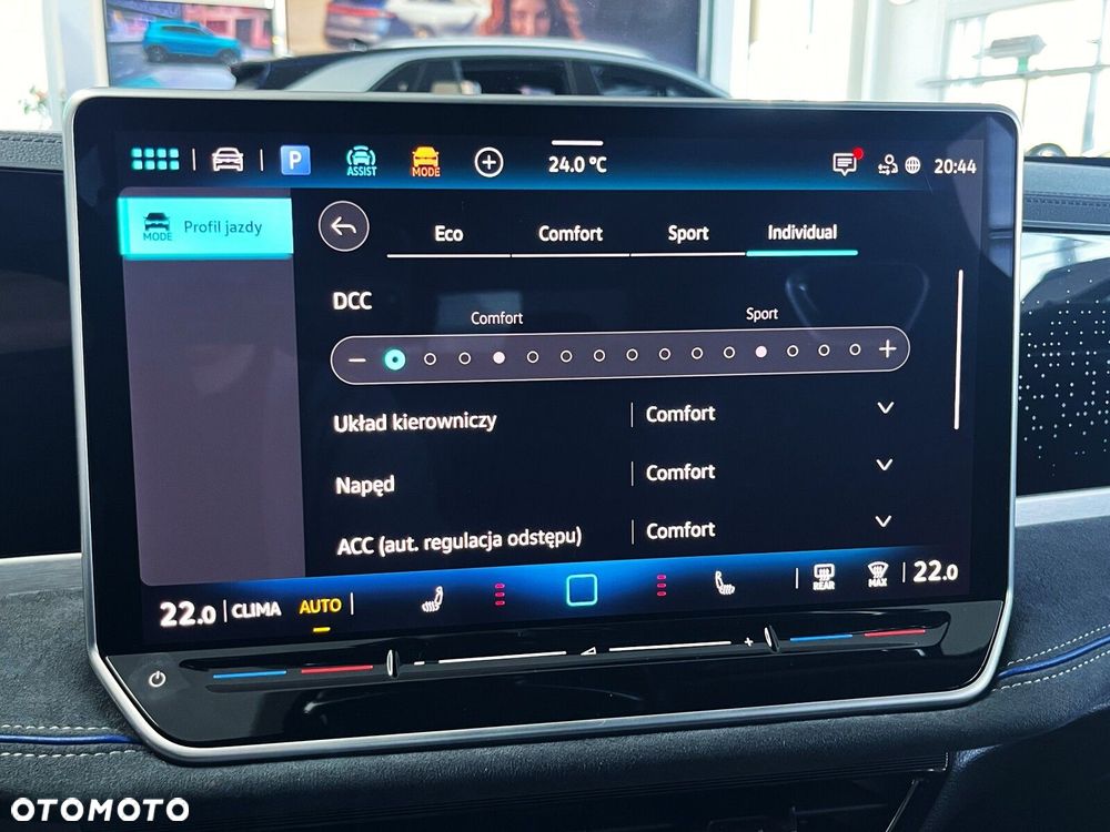 Volkswagen Passat Variant 2.0 TDI SCR R-Line Plus DSG - 15