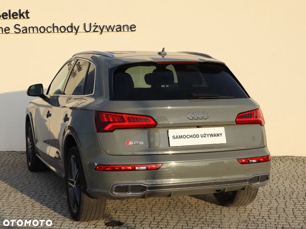 Audi SQ5 - 4
