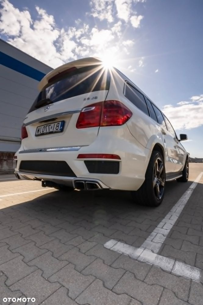 Mercedes-Benz GL - 10