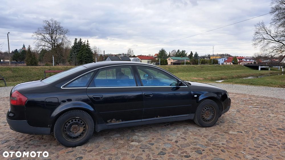 Audi A6 Limousine 2.4 - 3