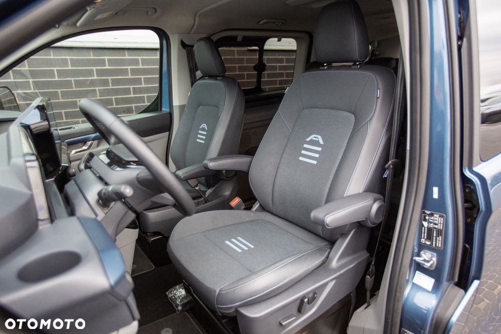 Ford Tourneo Custom - 10