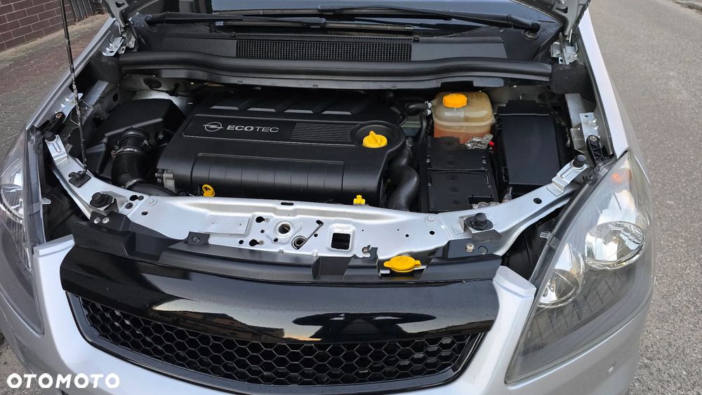 Opel Zafira 1.9 CDTI Sport - 10