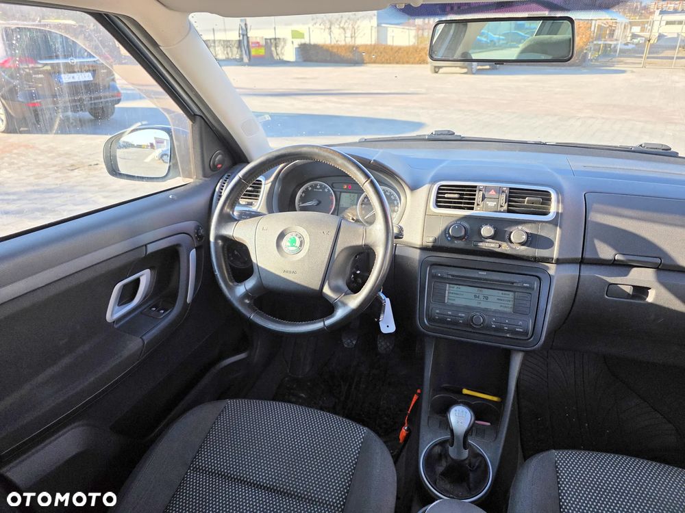 Skoda Roomster 1.4 16V Style PLUS EDITION - 6