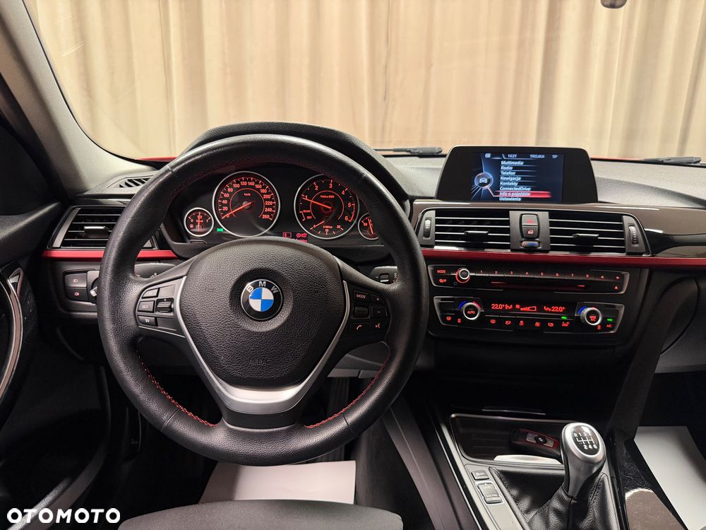 BMW Seria 3 318d xDrive Sport Line - 8