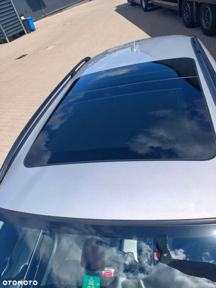 BMW Seria 3 320i - 8