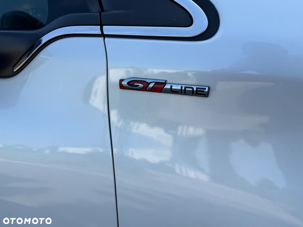 Peugeot 208 - 7