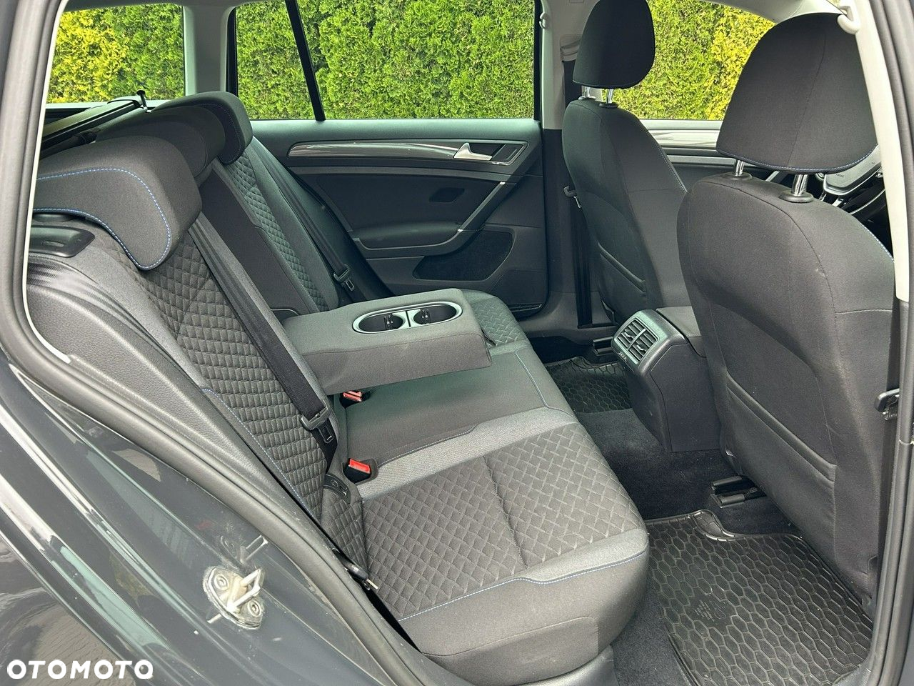 Volkswagen Golf 2.0 TDI DSG Join - 8
