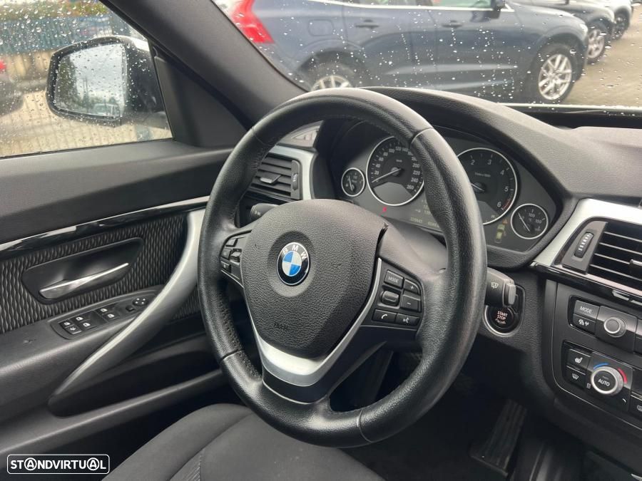 BMW 318 Gran Turismo d Line Luxury - 11