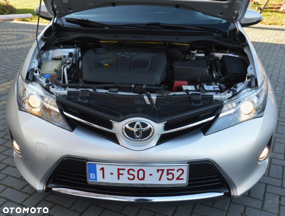 Toyota Auris - 10