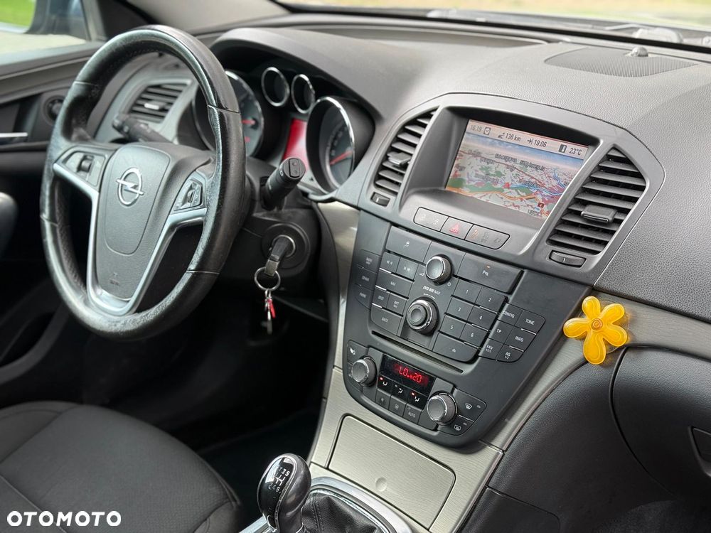Opel Insignia 2.0 Turbo Edition - 9