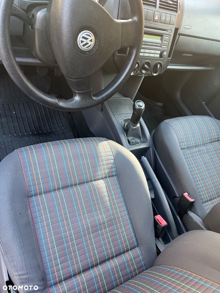 Volkswagen Polo - 23