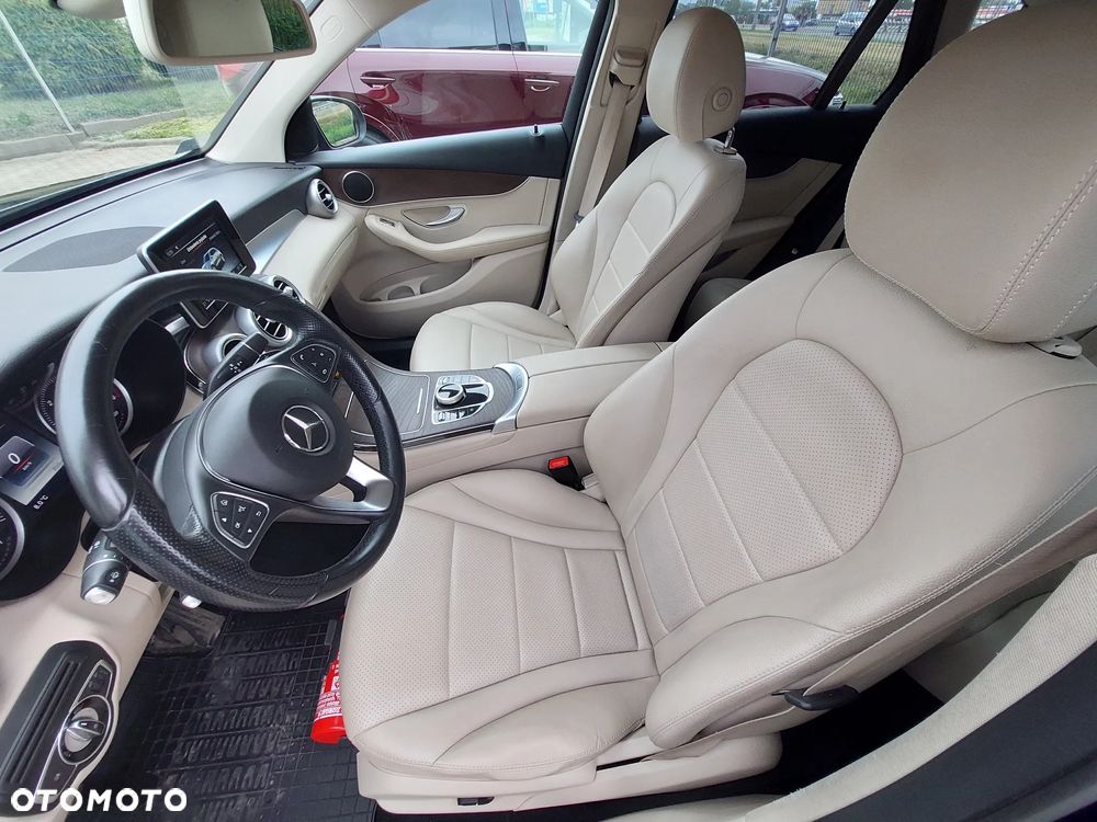 Mercedes-Benz GLC 220 d 4-Matic - 5