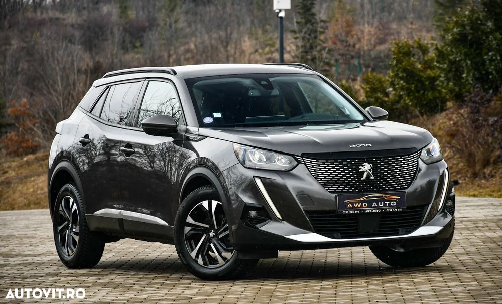 Peugeot 2008 PureTech 130 EAT8 Allure - 3