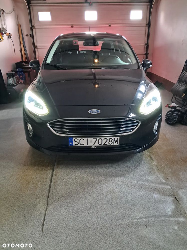 Ford Fiesta 1.0 EcoBoost S&S TITANIUM - 16