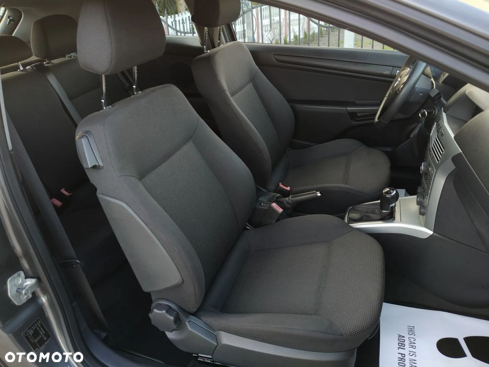 Opel Astra 1.4 Edition Plus - 32