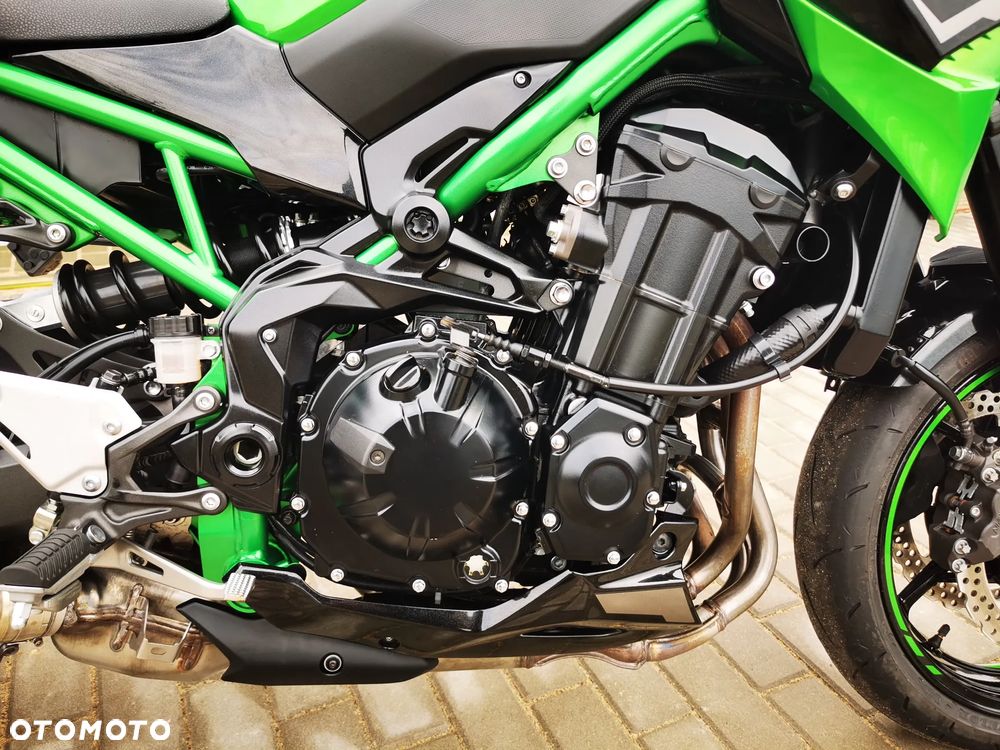 Kawasaki Z 900 - 12