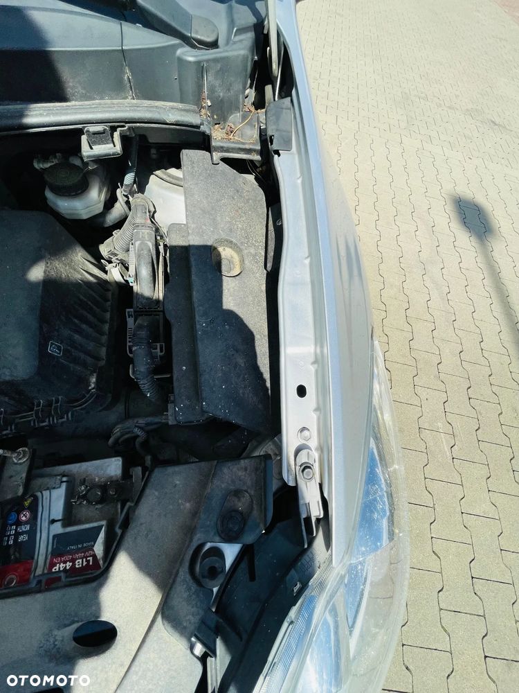 Toyota Auris 1.6 Executive - 35