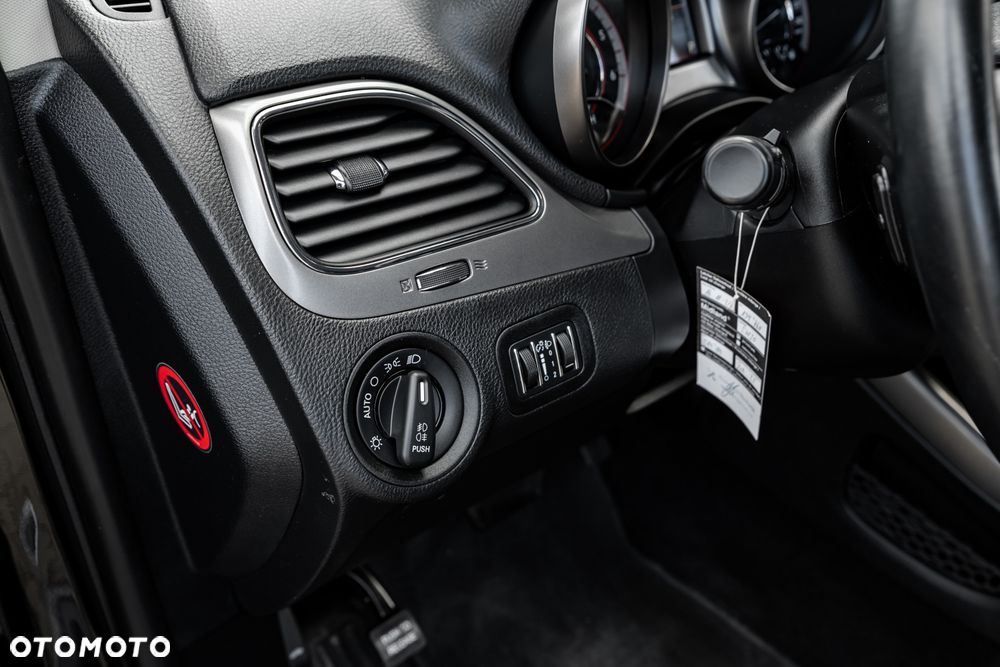 Fiat Freemont 2.0 Multijet 16V DPF Automatik Allrad Black Code - 18