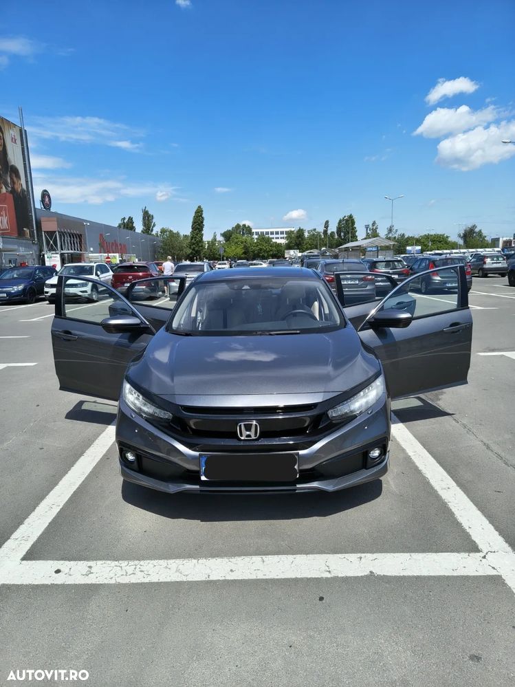 Honda Civic 1.5 VTEC Turbo CVT Executive - 2