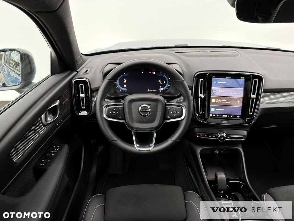 Volvo XC 40 - 18