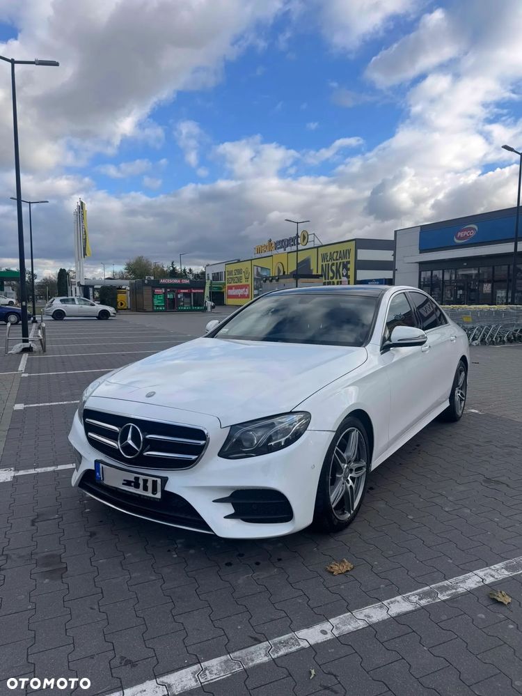 Mercedes-Benz Klasa E 300 9G-TRONIC - 6