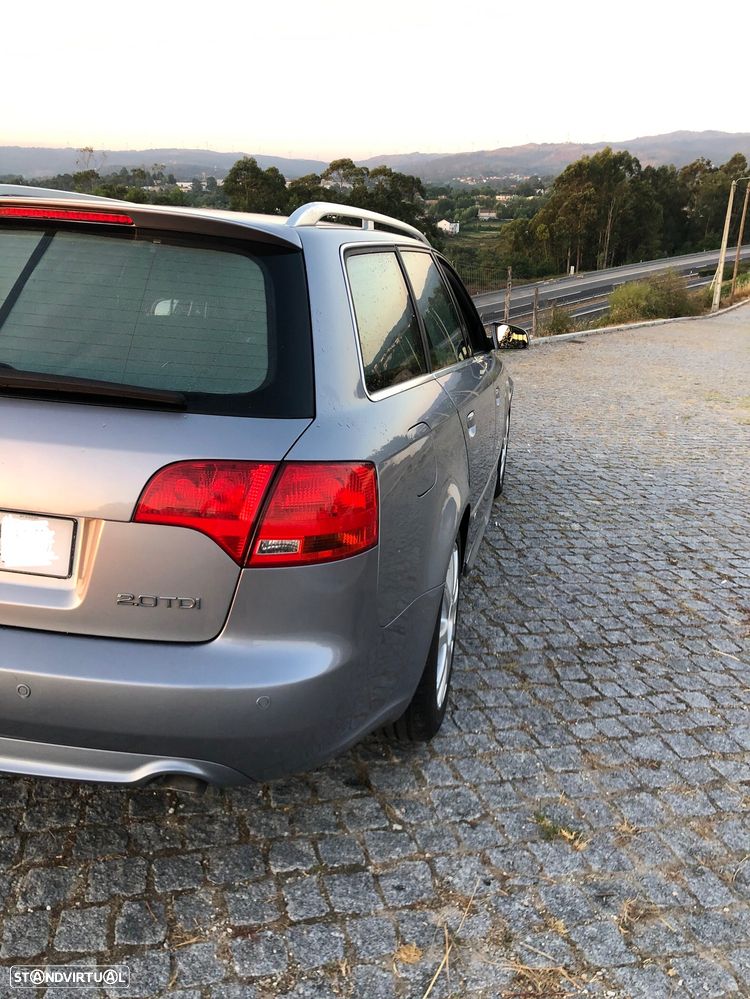 Audi A4 Avant 2.0 TDi - 8