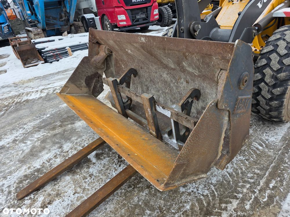 Volvo L30G Krokodyl Widly z Niemiec Cat Liebherr Atlas - 10