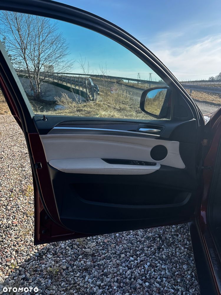 BMW X6 - 16
