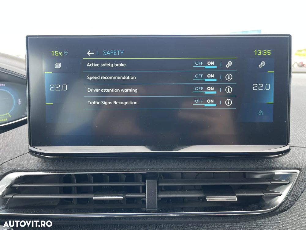 Peugeot 3008 225 e-EAT8 Allure Pack - 22