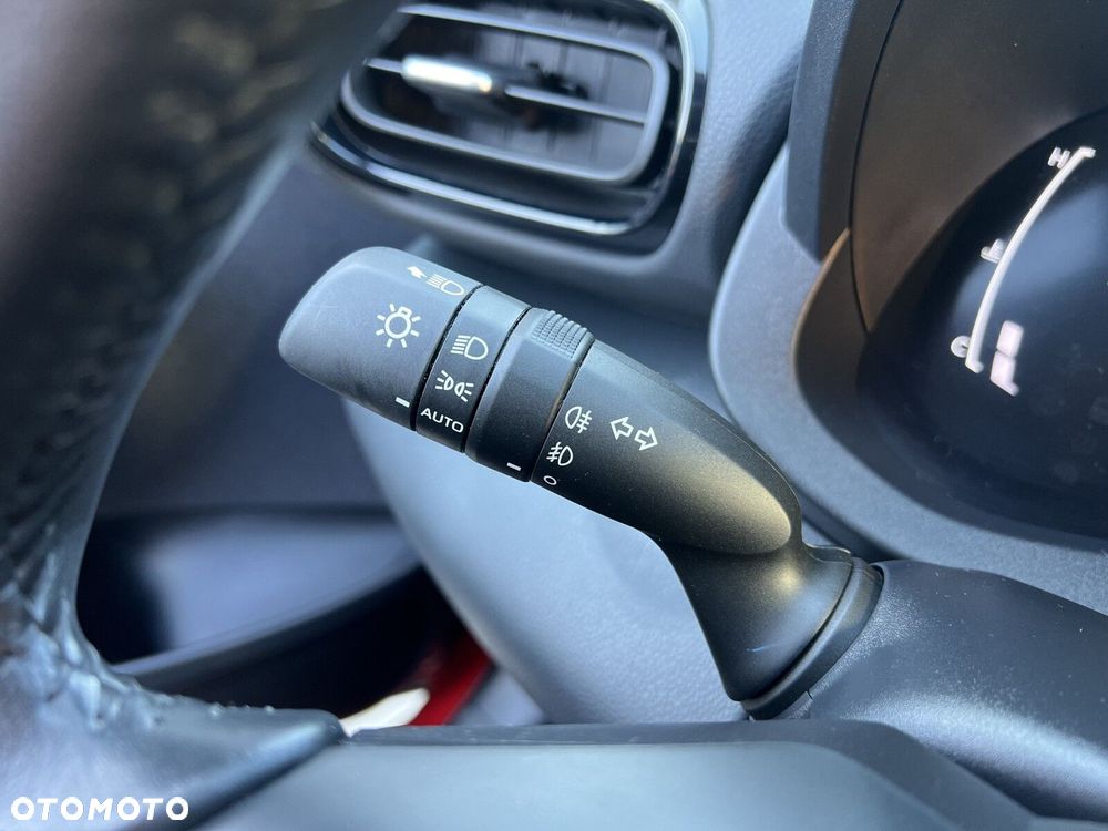 Toyota Yaris Cross Hybrid 1.5 Comfort - 15