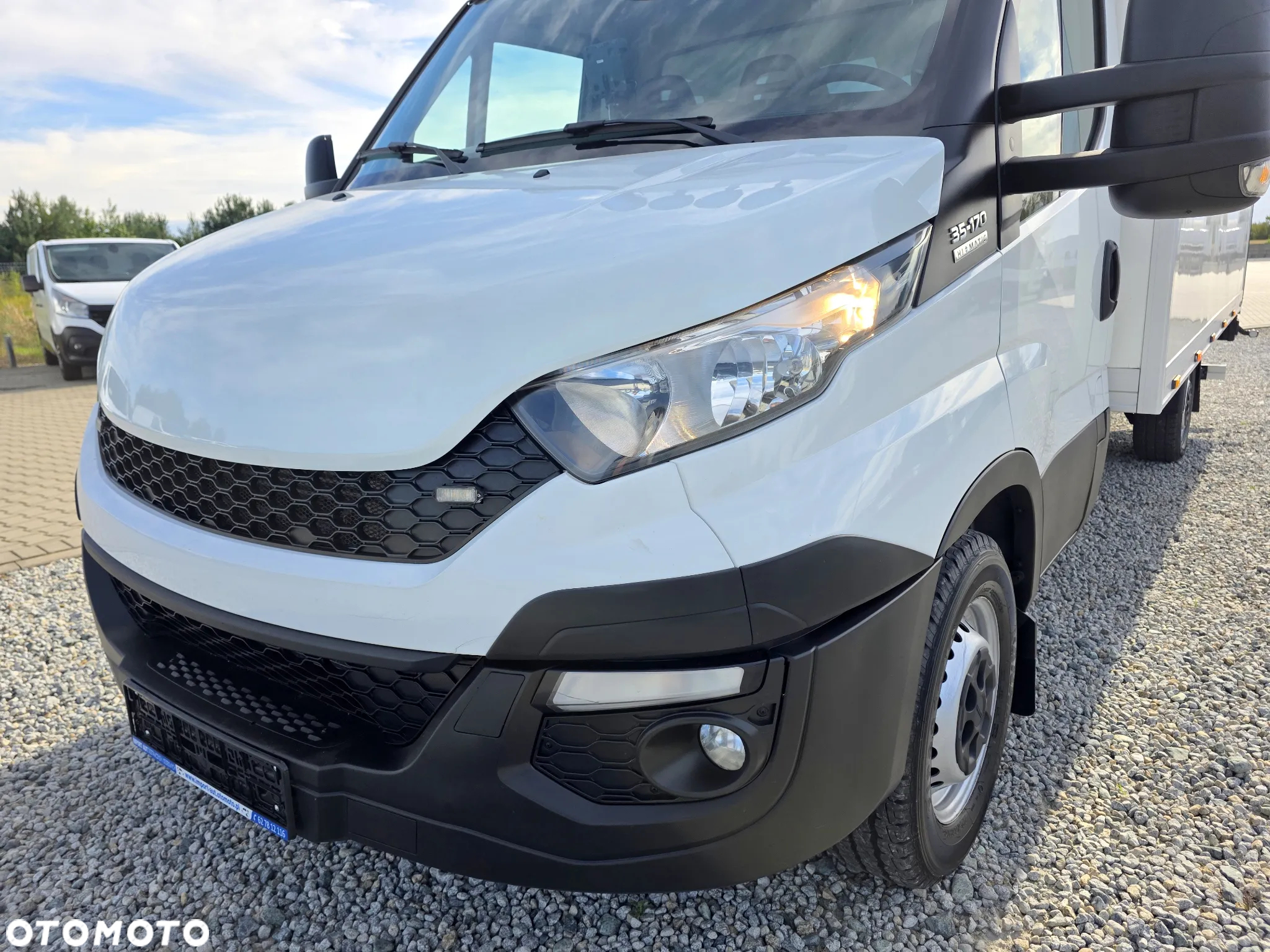 Iveco 35-170 3,0 HPI 170 KONNY KONTENER 4,2M WINDA KLIMA WEBASTO 8 BIEGOWY HIMATIC 4,1M ROZSTAW OSI - 9