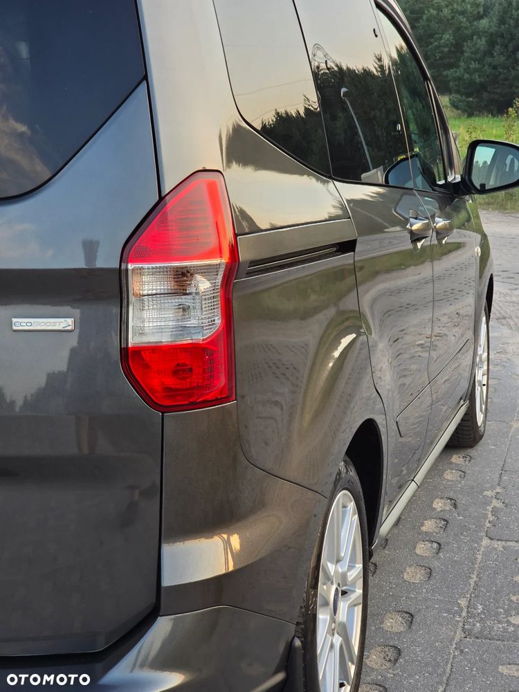 Ford Tourneo Courier 1.0 EcoBoost Titanium - 15