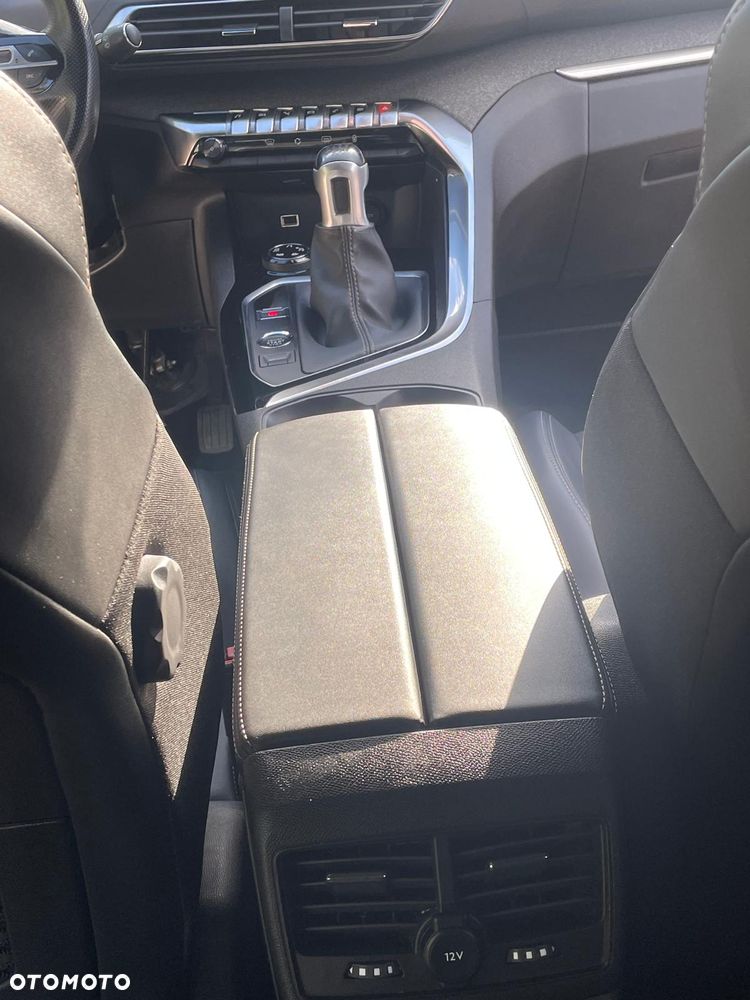 Peugeot 5008 - 21