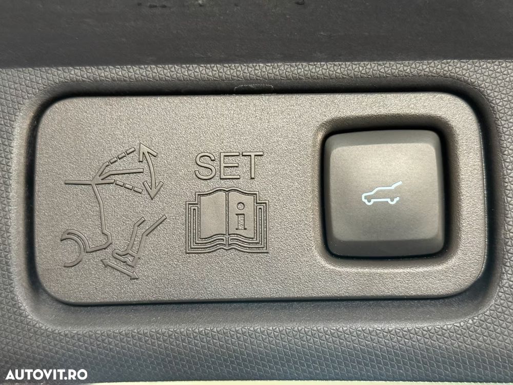 Ford Mustang Mach-E RWD Extended Range 216 kW Premium - 16