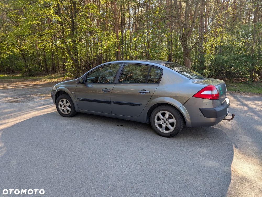 Renault Megane 1.6 Authentique - 17