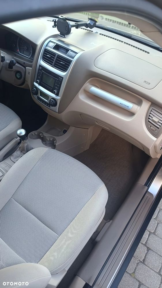 Kia Sportage 2.0 d Expedition - 13