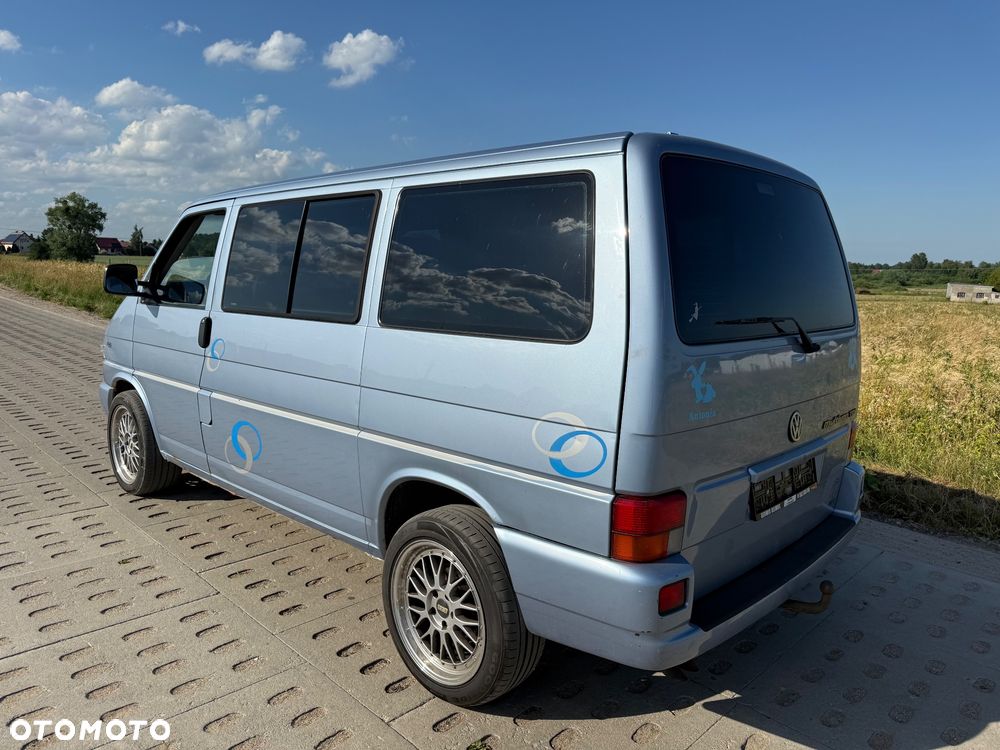 Volkswagen Multivan - 5