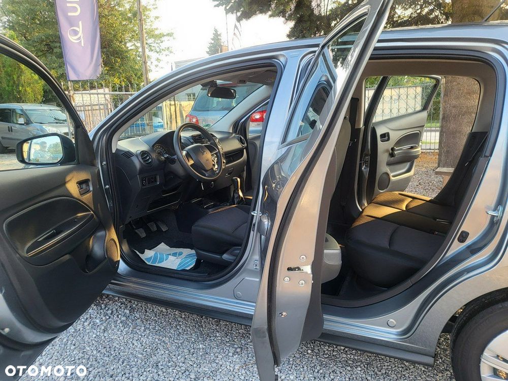 Mitsubishi Space Star - 16