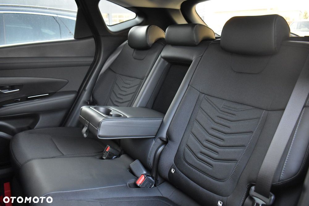 Hyundai Tucson - 16