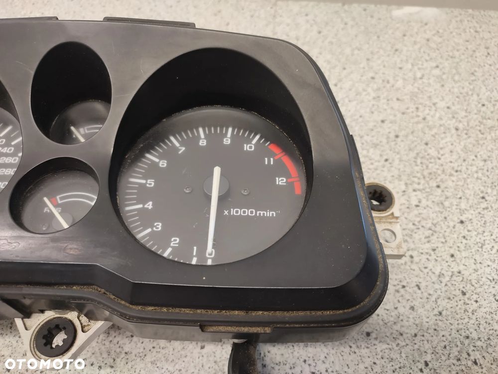 Licznik, zegar, prędkościomierz Honda CBR 1000F CBR1000 F CBR1000F CBR 1000 F SC24 - 6
