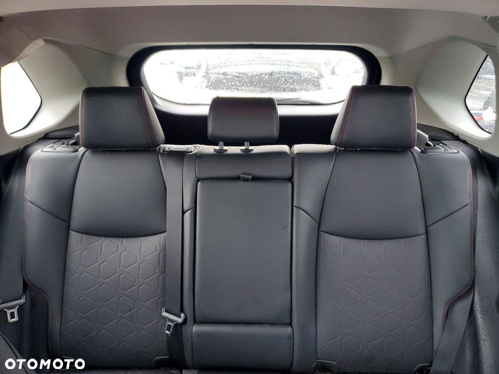 Toyota RAV4 - 11