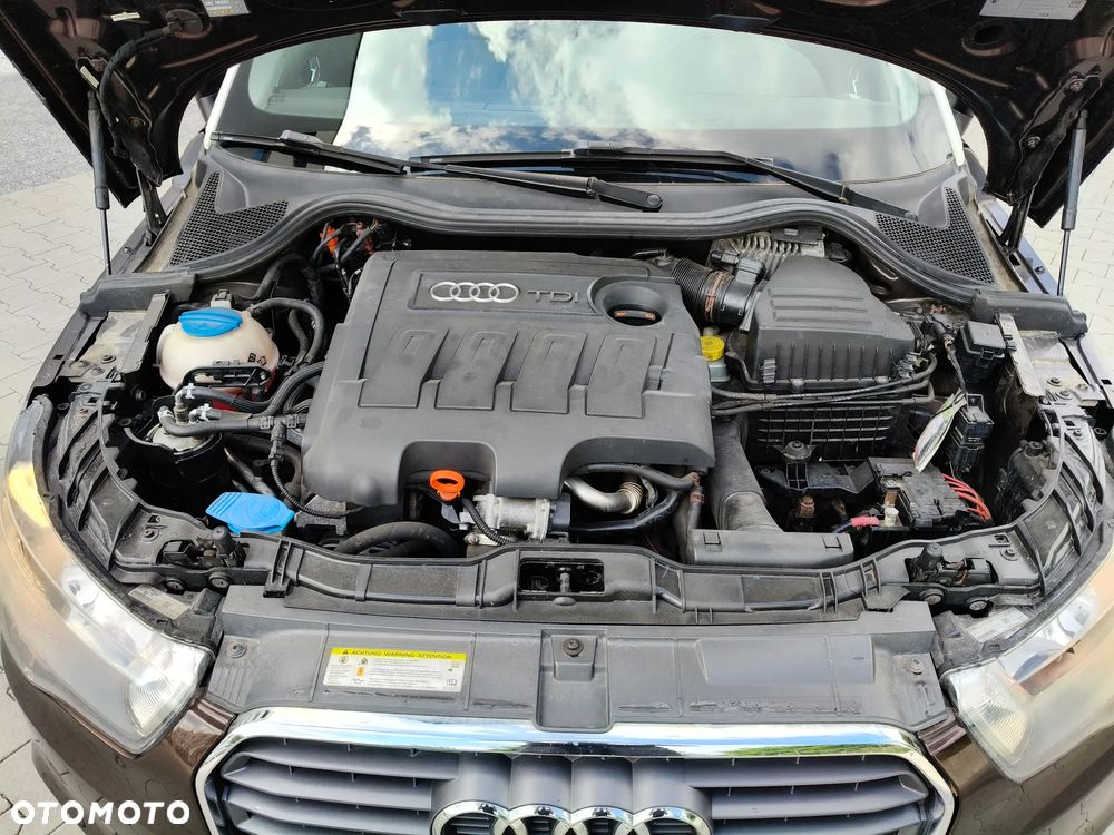 Audi A1 3-drzwiowe 1.6 TDI S line edition - 11