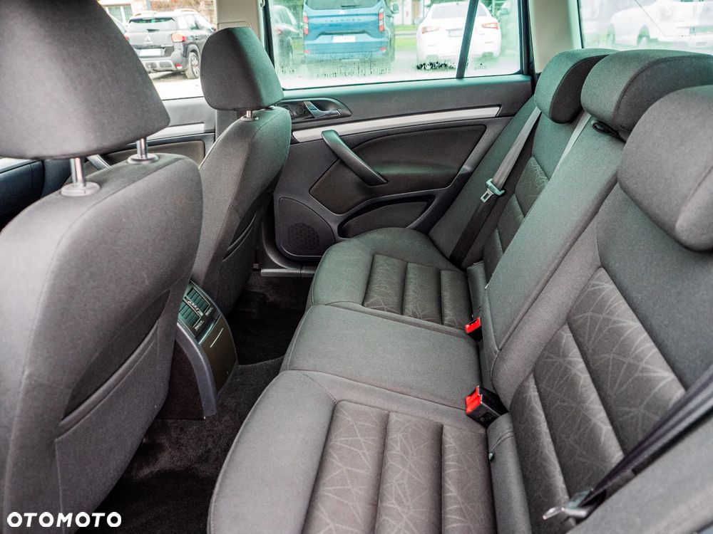 Skoda Octavia 2.0 TDI DPF Elegance - 31