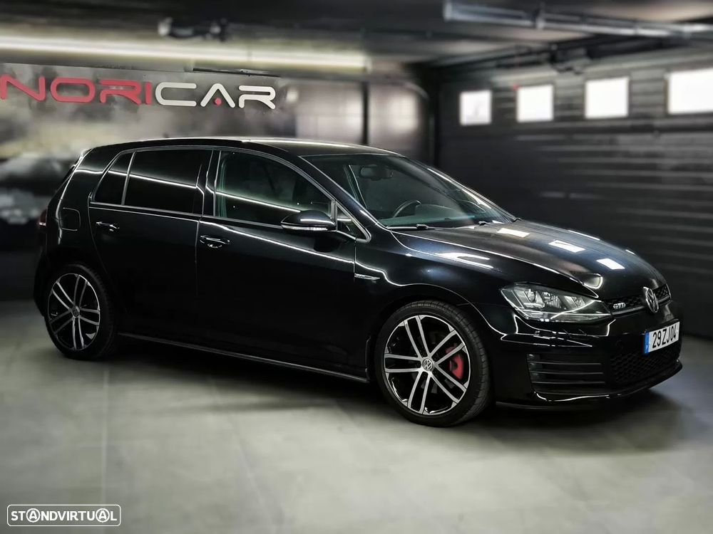 VW Golf 2.0 TDI GTD DSG - 5
