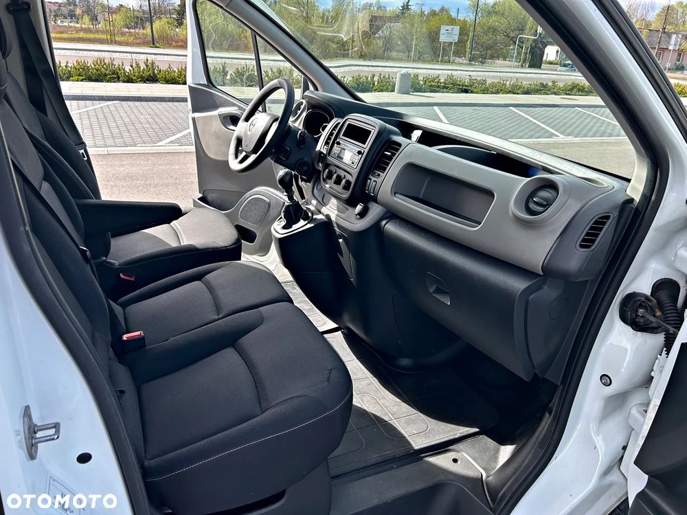 Renault Trafic - 10