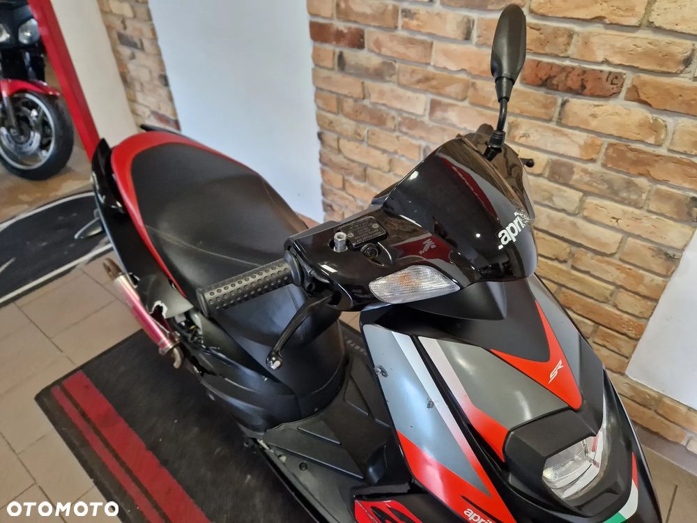 Aprilia SR - 11
